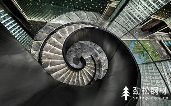 圓弧形樓梯制作方法，個(gè)性化圓弧樓梯